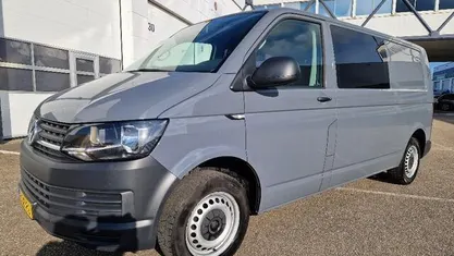 Occasion VW T6 Trendline 150 PK (110 kW) 2018 Grijs Van