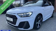Wit, metallic lak Gebruikt 2021 Audi A1 Sportback S-Line Hatchback | € 21.950 (Eerlijke prijs)