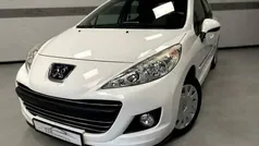 Wit Gebruikt 2011 Peugeot 207 Sedan | € 4.799 (Eerlijke prijs)