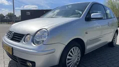 Grijs Gebruikt 2003 VW Polo Sportline Hatchback | € 999 (Eerlijke prijs)