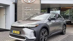 Zilver Gebruikt 2024 Toyota bZ4X Premium SUV | € 43.900 (Eerlijke prijs)