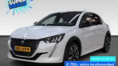 Wit Gebruikt 2019 Peugeot 208 GT-line Hatchback | € 15.740 (Eerlijke prijs)