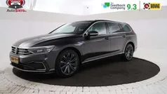 Grijs, metallic lak Gebruikt 2020 VW Passat Business Stationwagen | € 20.995 (Goede deal)