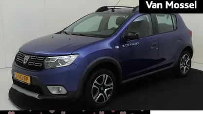 Blauw Occasion 2020 Dacia Sandero Stepway Hatchback | € 11.935 (Eerlijke prijs)