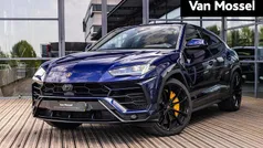 Blauw Gebruikt 2018 Lamborghini Urus SUV | € 228.900 (Eerlijke prijs)