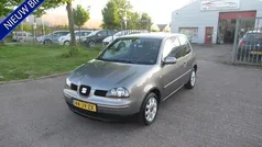 Grijs Gebruikt 2002 Seat Arosa Stella Hatchback | € 1.750 (Eerlijke prijs)