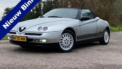 Grijs Occasion 1997 Alfa Romeo Spider Cabriolet | € 3.995 (Eerlijke prijs)