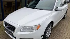 Wit Gebruikt 2009 Volvo V70 Summum Stationwagen | € 13.945 (Eerlijke prijs)