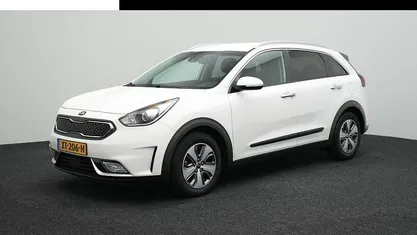 Wit Occasion 2019 Kia Niro SUV | € 19.440 (Eerlijke prijs)