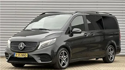 Occasion 2023 Mercedes V300 AMG line MPV | € 59.999 (Super prijs)