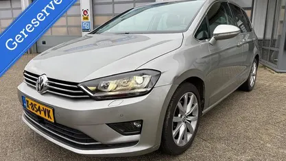 Grijs Gebruikt 2021 VW Golf Highline MPV | € 12.990 (Super prijs)