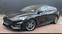 Zwart Gebruikt 2021 Ford Focus Business Edition Stationwagen | € 17.935 (Eerlijke prijs)