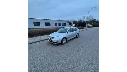 Occasion VW Golf V Highline 105 PK (77 kW) 2009 Zilver Stationwagen