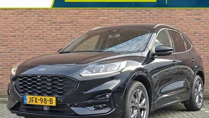 Gebruikt 2021 Ford Kuga ST-Line SUV | € 26.395 (Eerlijke prijs)