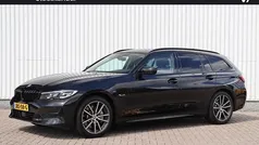 Zwart Gebruikt 2022 BMW 330 Sport Line Stationwagen | € 30.800 (Super prijs)