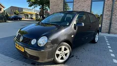 Zwart Gebruikt 2004 VW Polo Hatchback | € 1.750 (Eerlijke prijs)