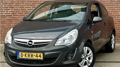 Grijs Occasion 2013 Opel Corsa Hatchback | € 4.450 (Eerlijke prijs)
