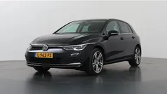 Zwart Gebruikt 2020 VW Golf VII Style Hatchback | € 24.630 (Eerlijke prijs)