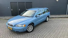 Blauw (metallic) Gebruikt 2005 Volvo V70 Stationwagen | € 3.599 (Eerlijke prijs)