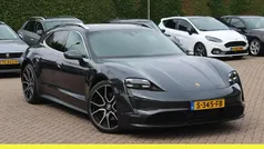 Gebruikt 2023 Porsche Taycan Sport Turismo Sedan | € 59.999 (Super prijs)