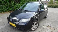 Zwart Gebruikt 2005 Mazda 2 Sportive MPV | € 999 (Goede deal)
