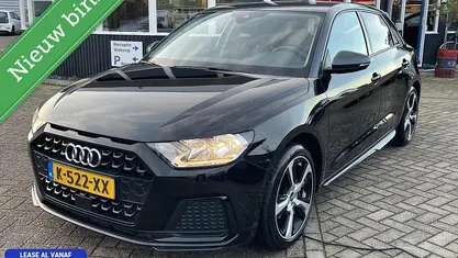 Zwart Gebruikt 2021 Audi A1 Sportback Advanced Hatchback | € 19.149 (Eerlijke prijs)