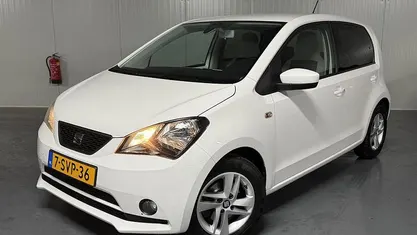 Candywit Gebruikt 2014 Seat Mii Hatchback | € 6.950 (Eerlijke prijs)