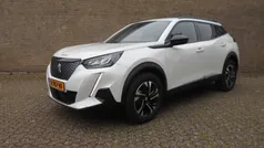 Wit Gebruikt 2023 Peugeot 2008 Allure SUV | € 25.950 (Eerlijke prijs)