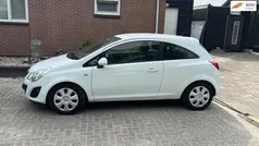Wit Gebruikt 2011 Opel Corsa Edition Hatchback | € 1.600 (Goede deal)