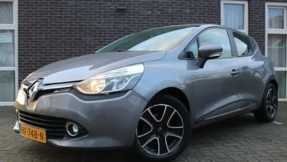Grijs Gebruikt 2015 Renault Clio IV Hatchback | € 7.650 (Eerlijke prijs)