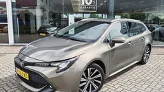Groen Gebruikt 2022 Toyota Corolla Business Edition Stationwagen | € 19.995 (Eerlijke prijs)