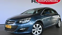 Blauw Gebruikt 2015 Opel Astra Hatchback | € 7.940 (Eerlijke prijs)