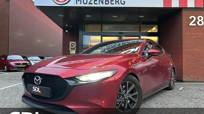 Gebruikt 2019 Mazda 3 Luxury Hatchback | € 20.945 (Eerlijke prijs)
