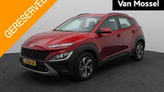 Rood Gebruikt 2023 Hyundai Kona Comfort SUV | € 26.940 (Eerlijke prijs)