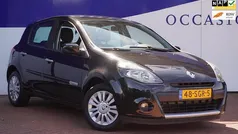 Zwart Gebruikt 2011 Renault Clio II Collection Hatchback | € 3.499 (Eerlijke prijs)