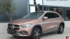 Bruin Gebruikt 2021 Mercedes GLA250 Progressive SUV | € 36.890 (Eerlijke prijs)