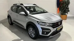 Grijs Gebruikt 2021 Dacia Sandero Hatchback | € 14.950 (Eerlijke prijs)