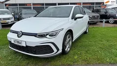 Gebruikt 2021 VW Golf VIII GTE Hatchback | € 23.750 (Goede deal)