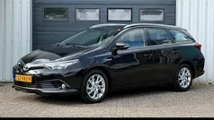 Zwart Gebruikt 2015 Toyota Auris Touring Sports Stationwagen | € 12.950 (Eerlijke prijs)