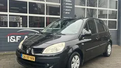 Zwart Gebruikt 2007 Renault Scénic II Business MPV | € 1.490 (Eerlijke prijs)