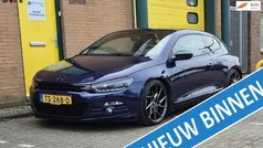 Blauw, metallic lak Gebruikt 2009 VW Scirocco Highline Coupé | € 7.450 (Eerlijke prijs)