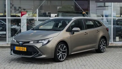 Groen Occasion 2020 Toyota Corolla Stationwagen | € 22.049 (Eerlijke prijs)