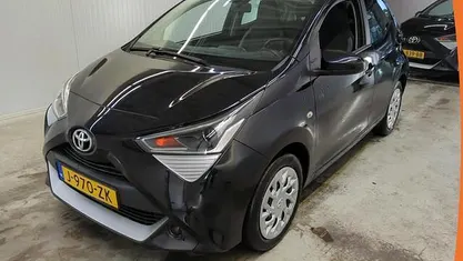 Gebruikt 2020 Toyota Aygo X-play Hatchback | € 9.150 (Eerlijke prijs)