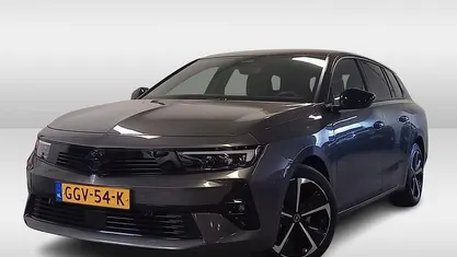 Grijs Occasion 2024 Opel Astra Stationwagen | € 24.425 (Goede deal)