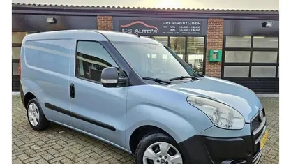Occasion Fiat Doblò 90 PK (66 kW) 2012 Blauw MPV