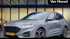 Grijs Gebruikt 2021 Ford Kuga ST-Line SUV | € 24.945 (Eerlijke prijs)