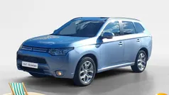 Gebruikt 2013 Mitsubishi Outlander P-HEV Instyle SUV | € 11.495 (Eerlijke prijs)