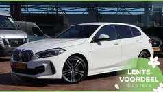 Wit Gebruikt 2021 BMW 118 Executive Hatchback | € 25.949 (Eerlijke prijs)