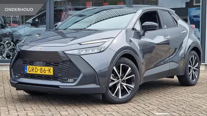 Occasion Toyota C-HR 140 PK (102 kW) 2024 Grijs, metallic lak SUV