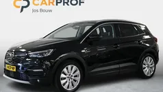 Zwart Gebruikt 2020 Opel Grandland X Innovation SUV | € 20.675 (Eerlijke prijs)